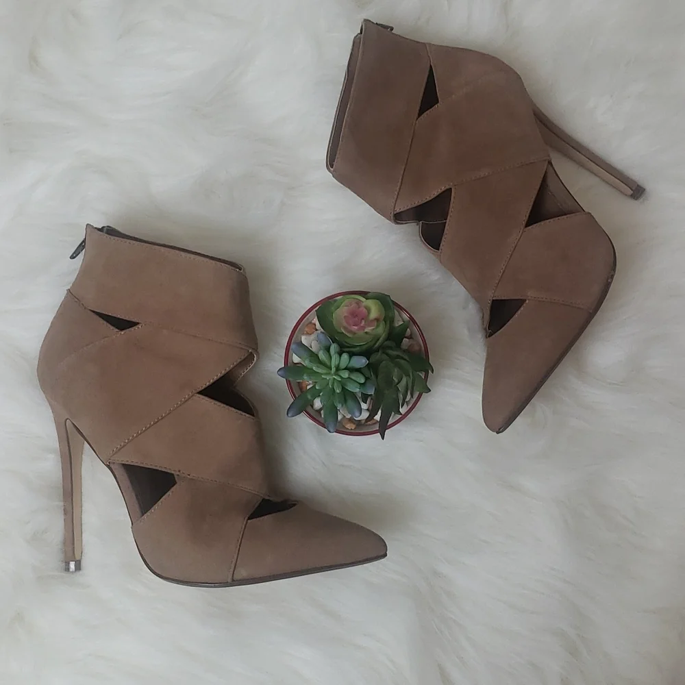 Steve Madden high heel ankle booties - Picture 2 of 6